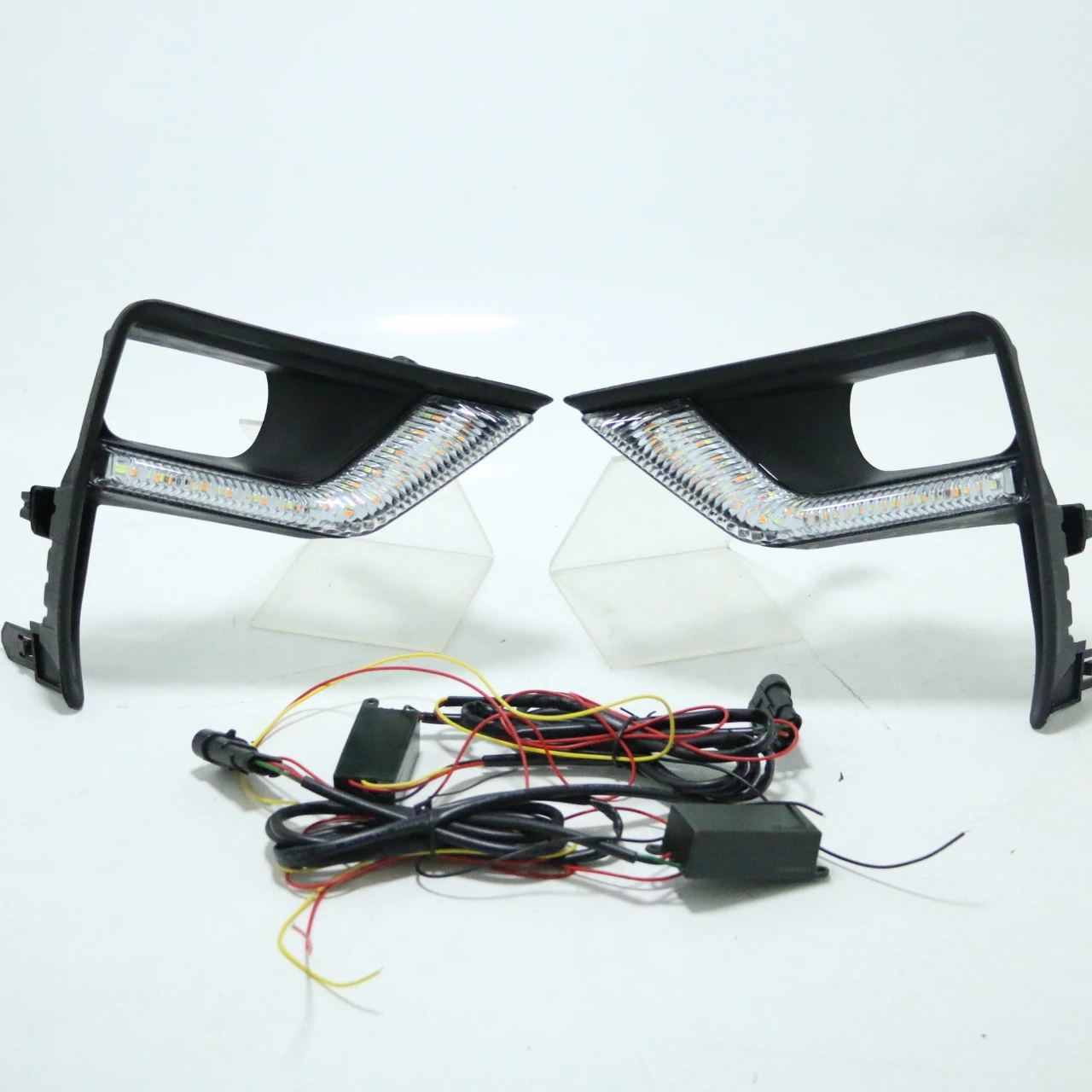 Led daytime running light DRL fog lamp car light auto parts For Toyota prado 18-20