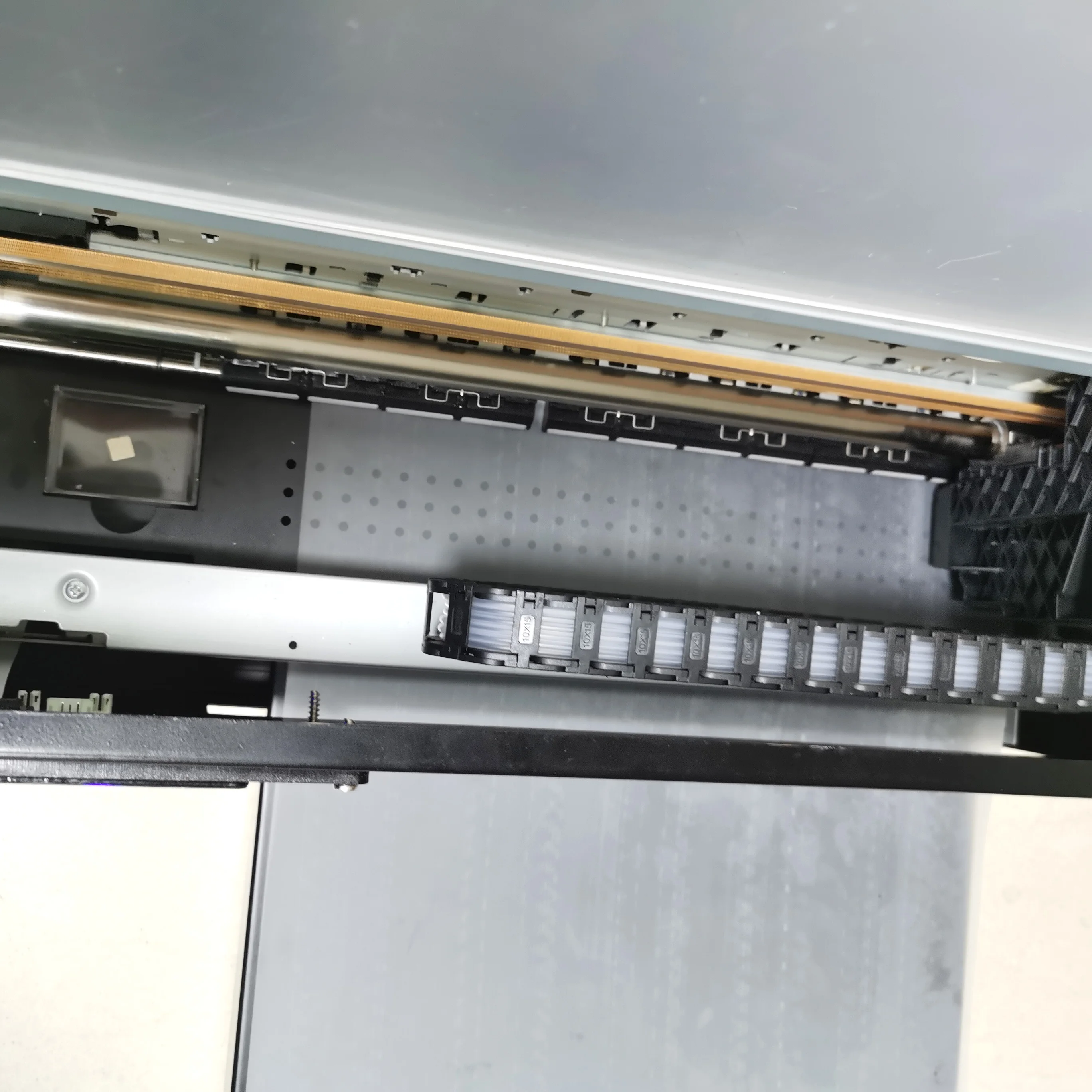 Guangzhou factory A3 Размер L1800 DTF печатная машина с системой рулонной печати на