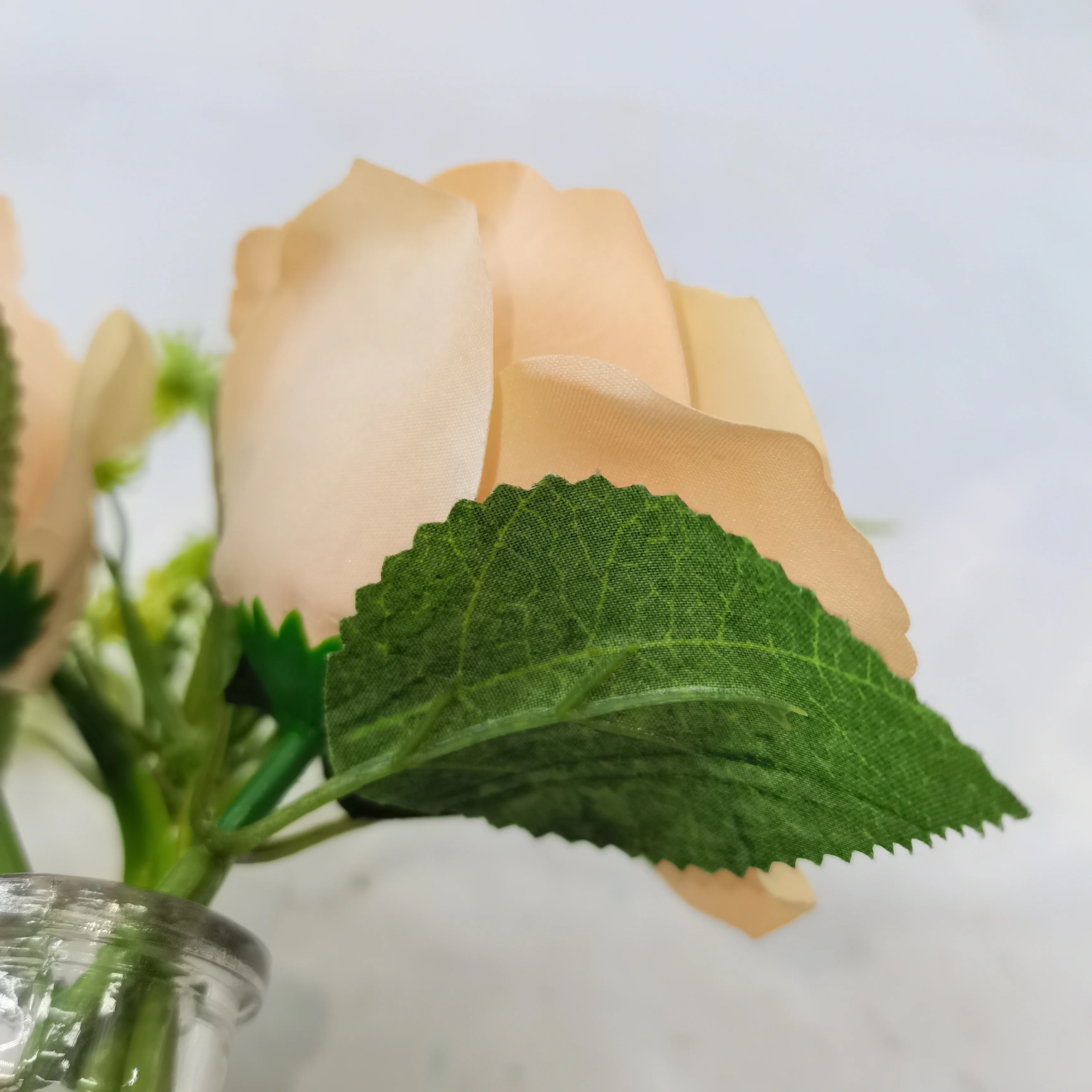 Artificial Rose Bouquet Simulation Daisy Interior Decoration Rose With Glass Bottle Landscaping Potted Plant