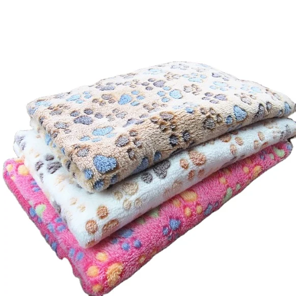 Manufacturer Paw Prints Pet Mat Soft Cozy Dog Puppy Coral Fleece Blanket for Dogs and Cats