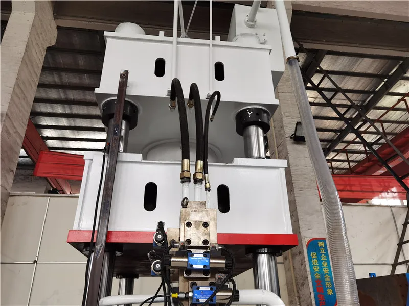 deep hydraulic press06