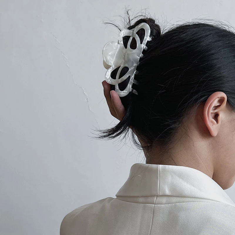 DOWELL wholesale french retro hollow hair accessories acetate large hair claw clips