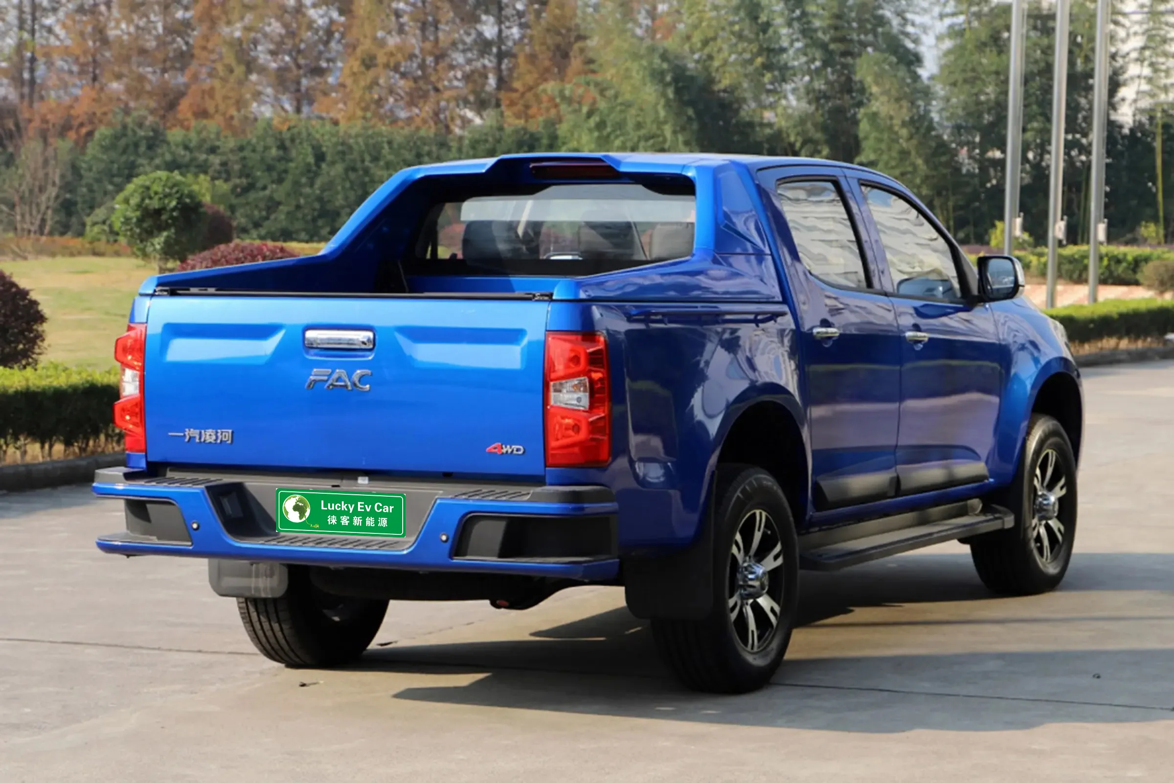 High Quality New Car Faw Raytheon 2.5T Faw New Energy Vehicles Faw Pickup Truck  4WD Luxury of Pickup Truck
