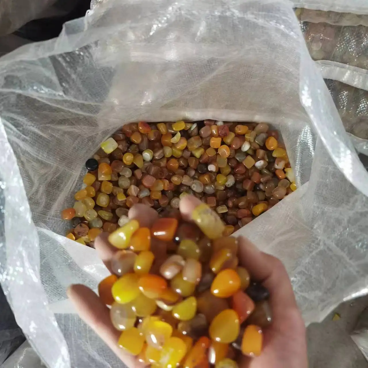 Selling high quality natural polished fantasy amethyst gravel fragments purple crystal Rolling Stone home decor