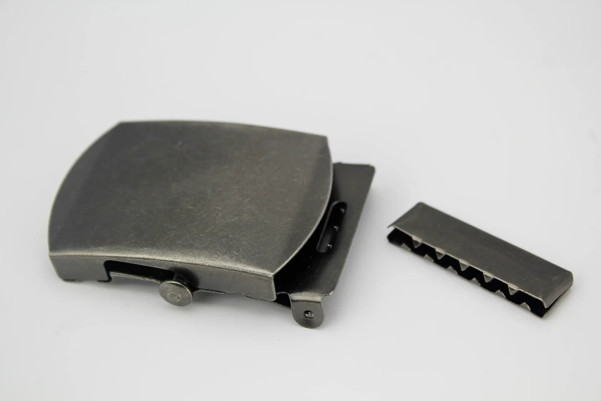 Cheap excellent quality plating  metal belt buckle clasp adjust buckle men belt buckle 32*43.5mm