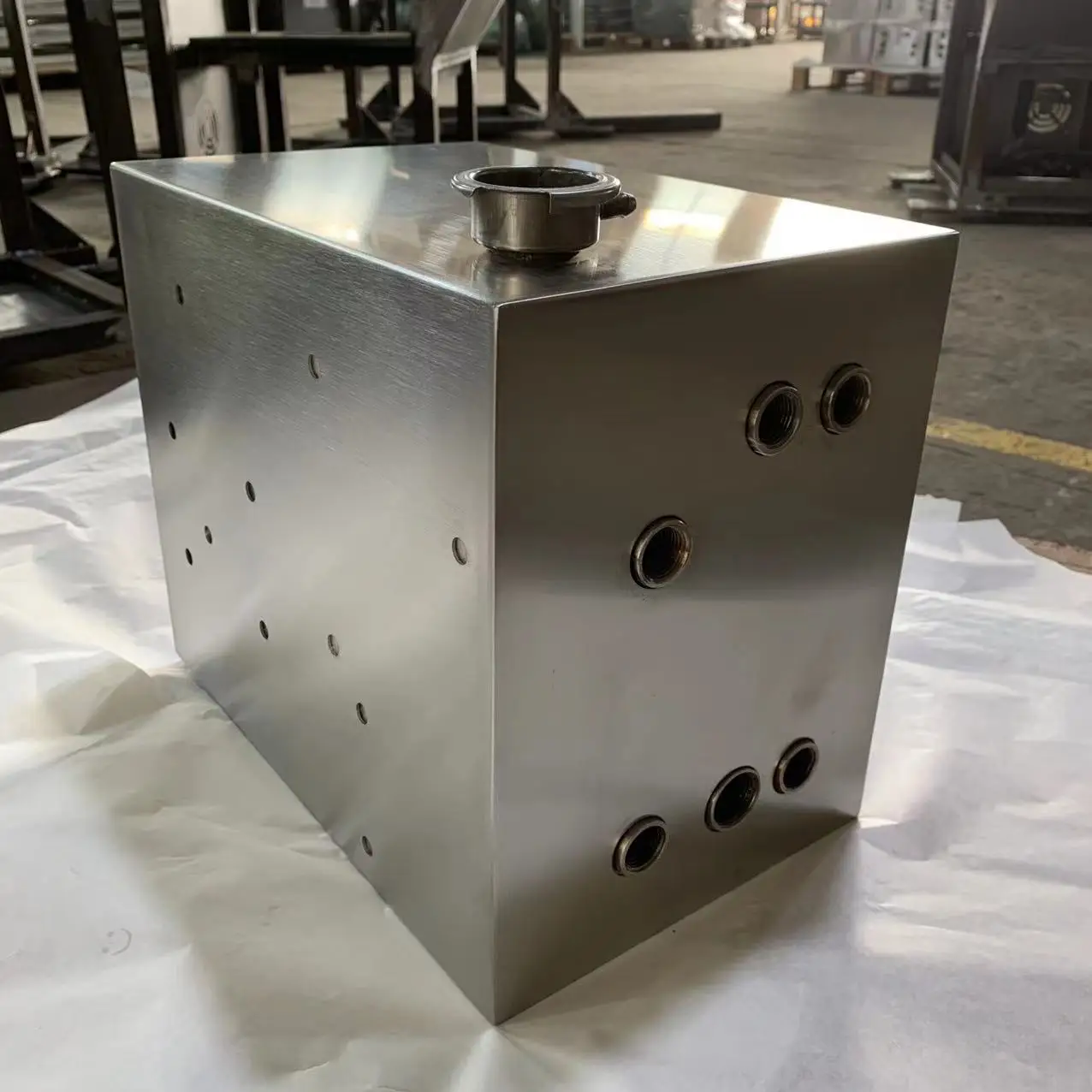 Custom OEM water tank sheet metal fabrication service sheet metal stamping and bending services