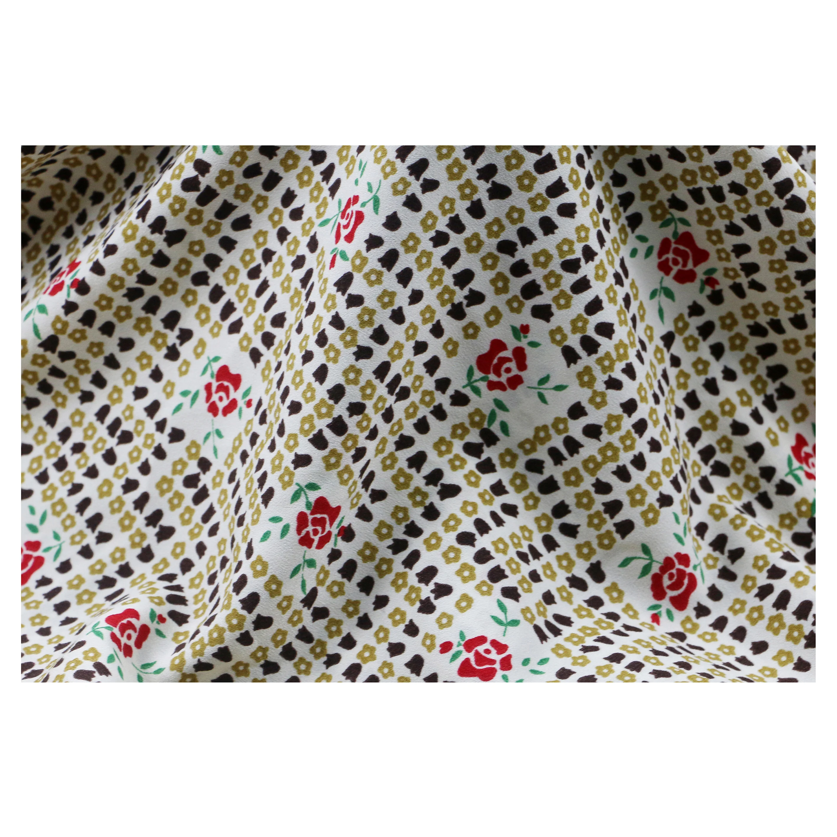 WI-B07 запас 100% полиэстер контраст с геометрическим узором из мягкого текстиля, креповой ткани для дамы платье