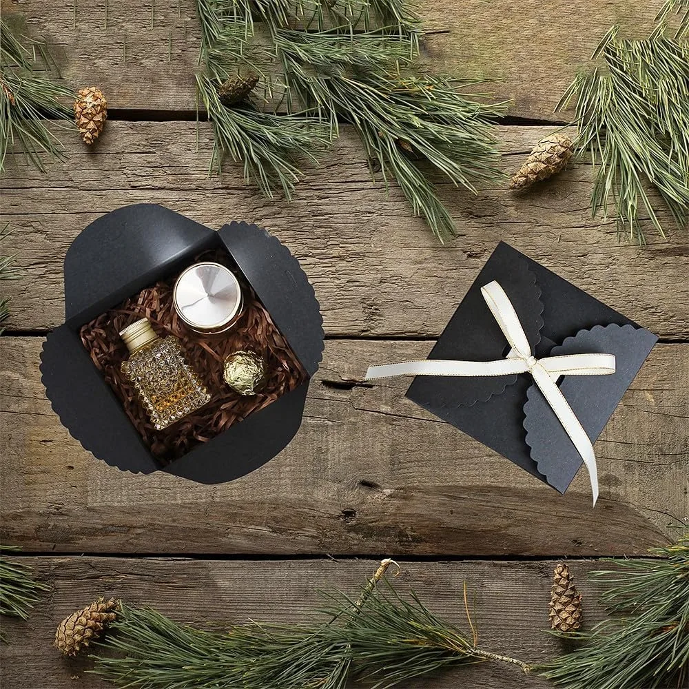 christmas hot strawberries empty round bonbon celebration dubai customize luxury gift bar packaging chocolate box