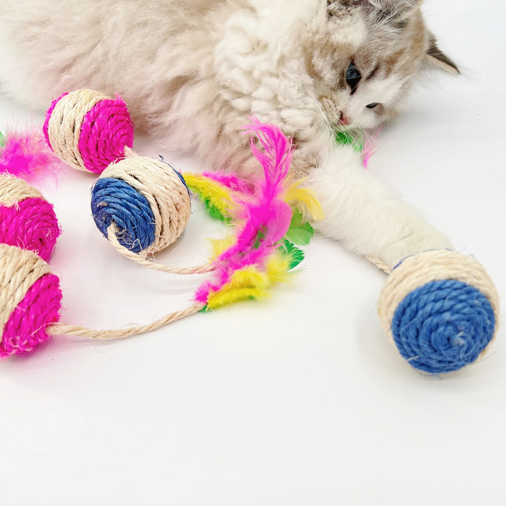 Cat Toy Pet Cat Sisal Scratching Ball Training Interactive Toy Kitten Pet Cat Supplies Funny Play Feather Toy