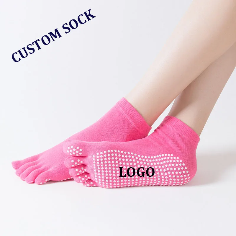 
Wholesale customized grip men women pilates yoga socks custom anti slip socks 