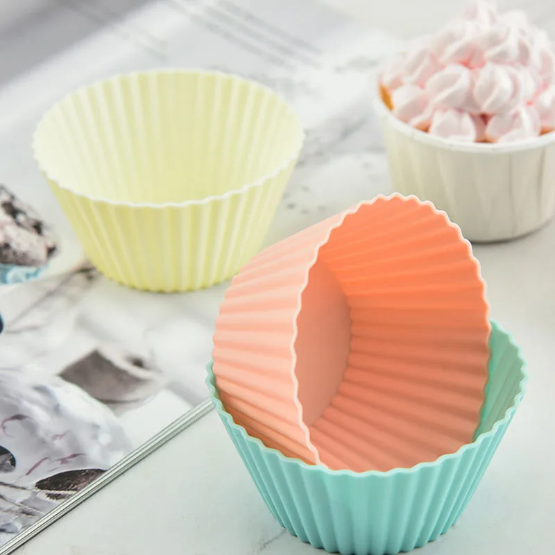 Hot Sale Reusable Mini Silicone Baking Cups OEM Color Accept Silicone Baking Cake Muffins Molds