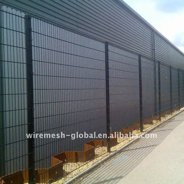 Easily Assembled  Made in Anping Home 3D Curved Welded Wire Mesh Garden Fence for Fence Panel