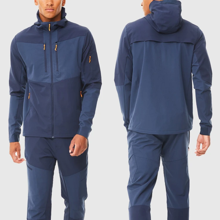 High Quality Classic Style Windproof Custom Outdoor Softshell Jacket for Men Custom Design Printed Embroidery Logo