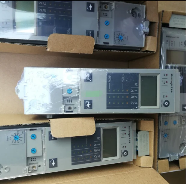 New Generator Micrologic 2.0A 33071 MT/MTE PLC Control Unit