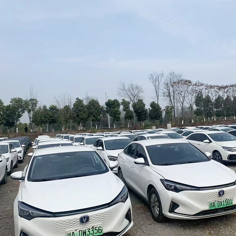 Changan Eado Ev 401km Endurance  2022 Used Car 163 Horsepower New Energy Vehicle Ev460 EADO