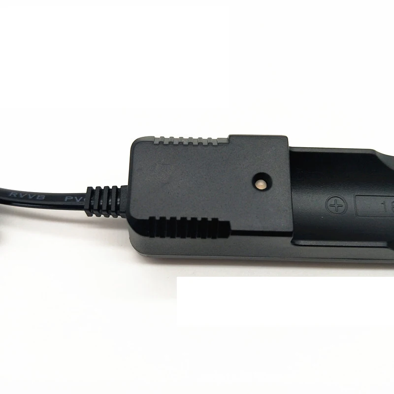 Универсальное умное зарядное устройство USB с 1 слотом для литий-ионных аккумуляторов 18650 26650