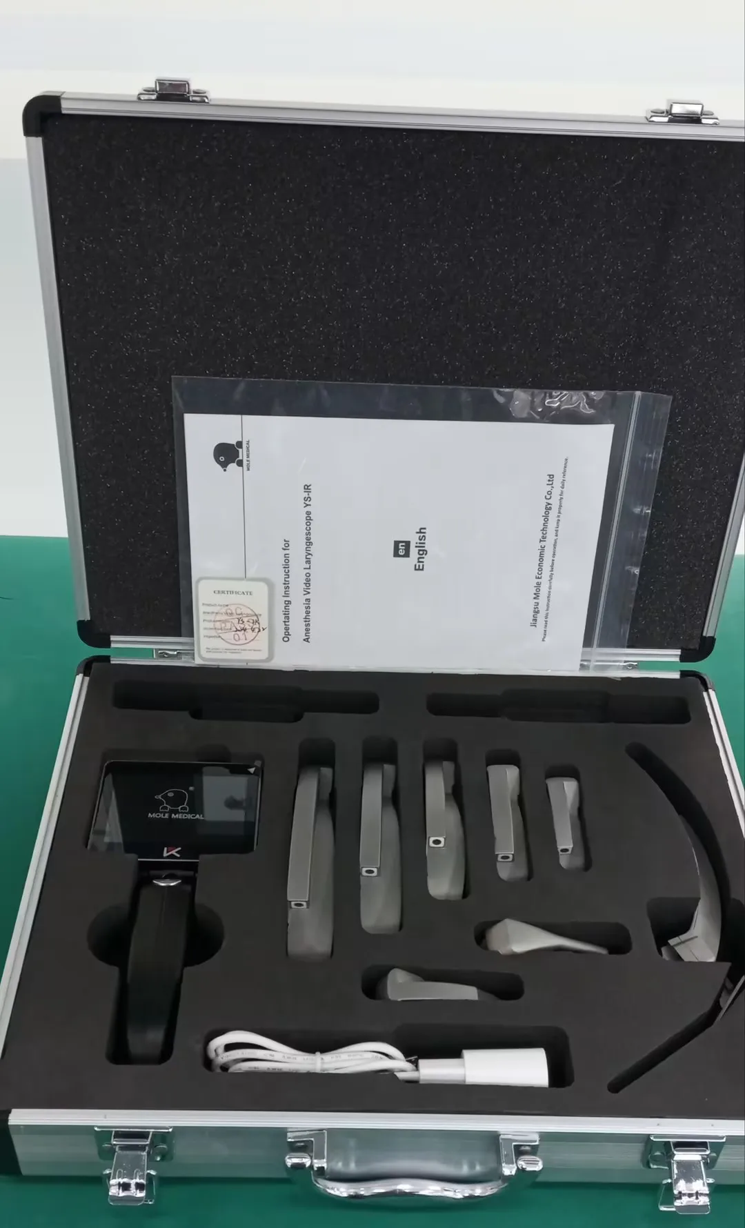 Video Endoscope Video Laryngoscope with Reusable Blades Digital Portable 70 Degree Laryngoscope