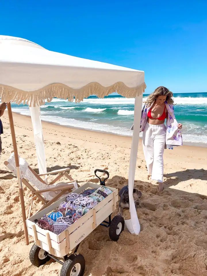 Portable Wooden Pole Cool Beach Umbrella Cabana Tents Outdoor Premium Fringe Canvas Sun Shelter Beach Shade Cabana With Tassels