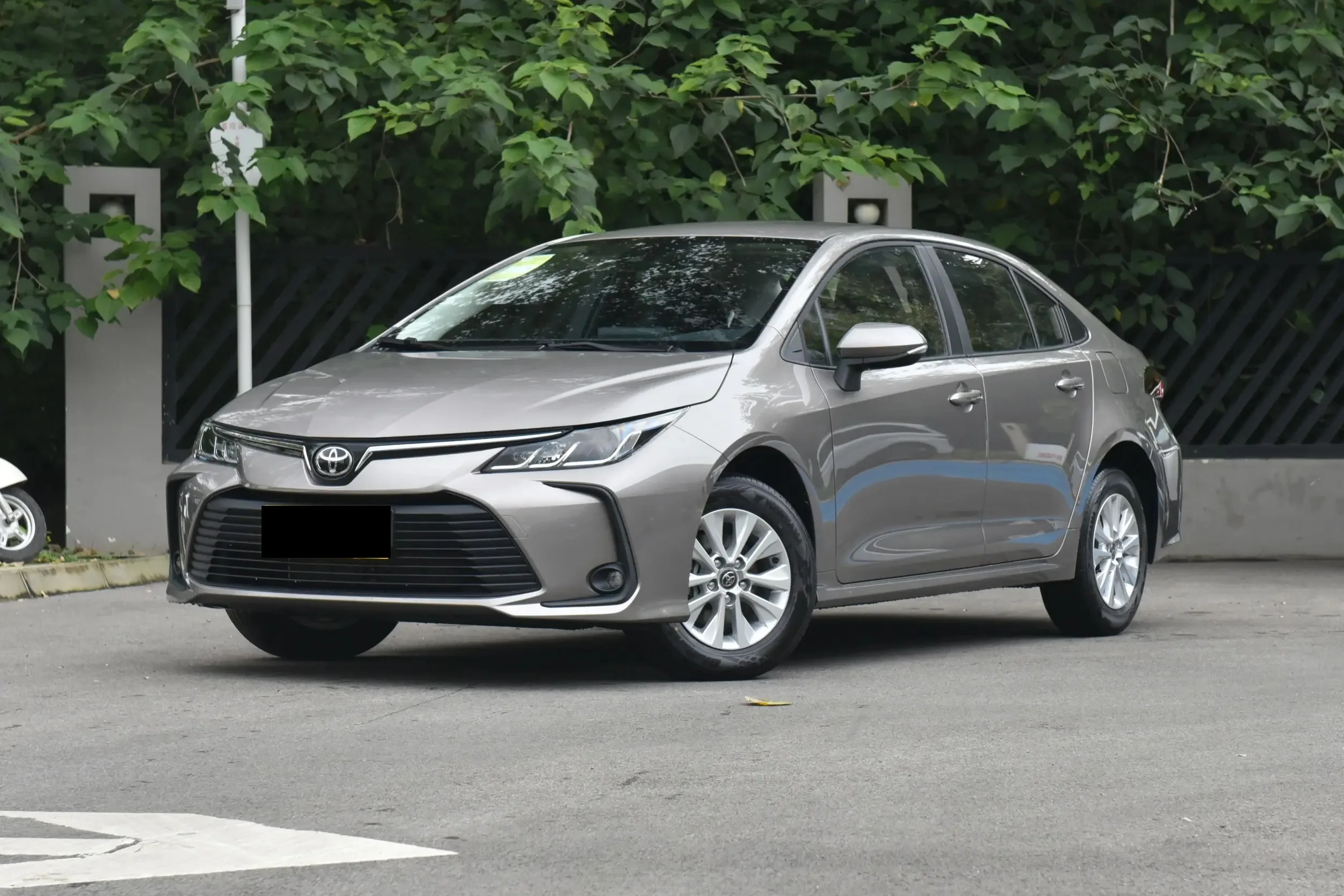 2024 Toyo ta Coro lla Подержанный автомобиль гибридный/бензиновый хэтчбек доступны бензиновые автомобили лидер продаж лучший