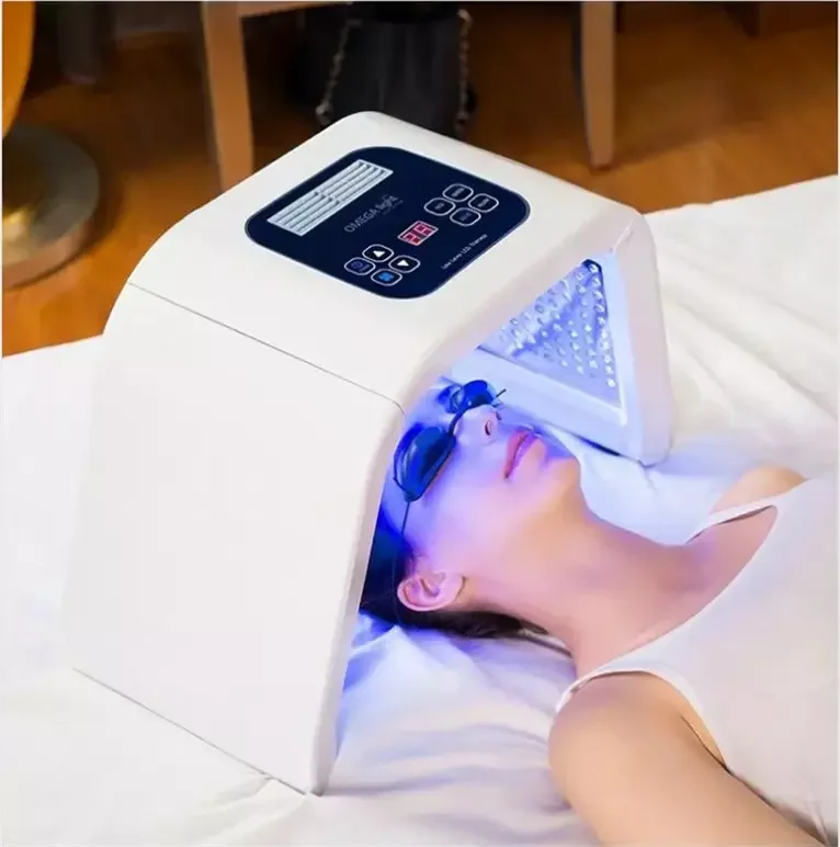 Hot Selling Beauty Salon Led Facial Therapy Machine With 7 Colors Red Blue Photon Lights Anti-wrinkle PDT Face Spa Device
