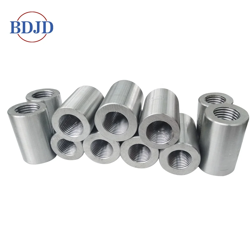 Сцепляющая арматура параллельно с резьбой сцепляющая