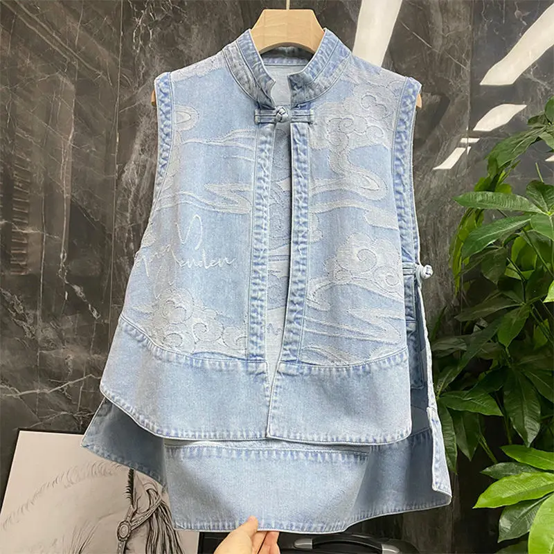 Wholesale Retro Literary Denim Vest 2021 Spring and Summer Fashion New Plate Buckle Split Casual All-match Vest Thin Coat