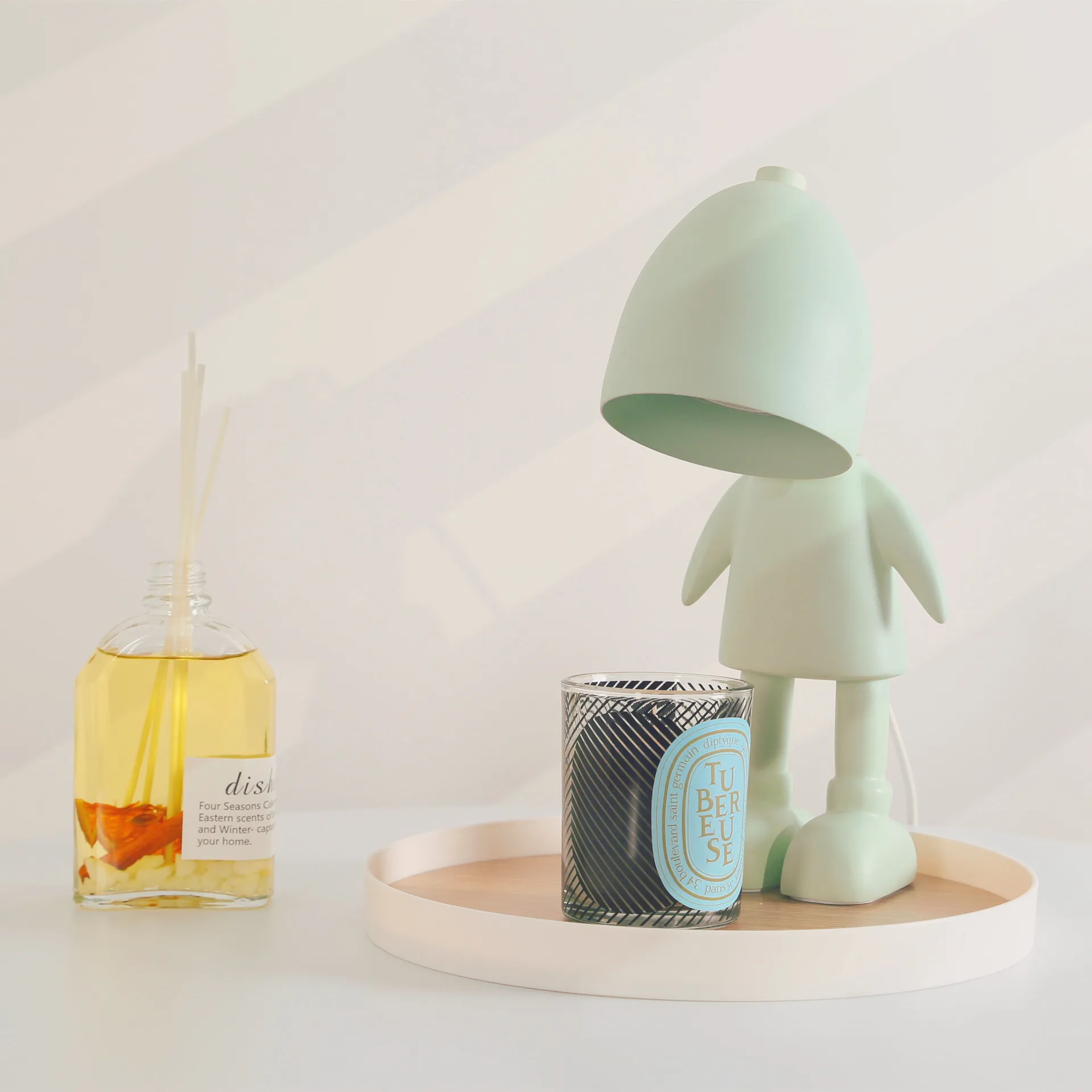 High quality dimmable robot wax melting lamp electric candle aromatherapy candle warmer lamp