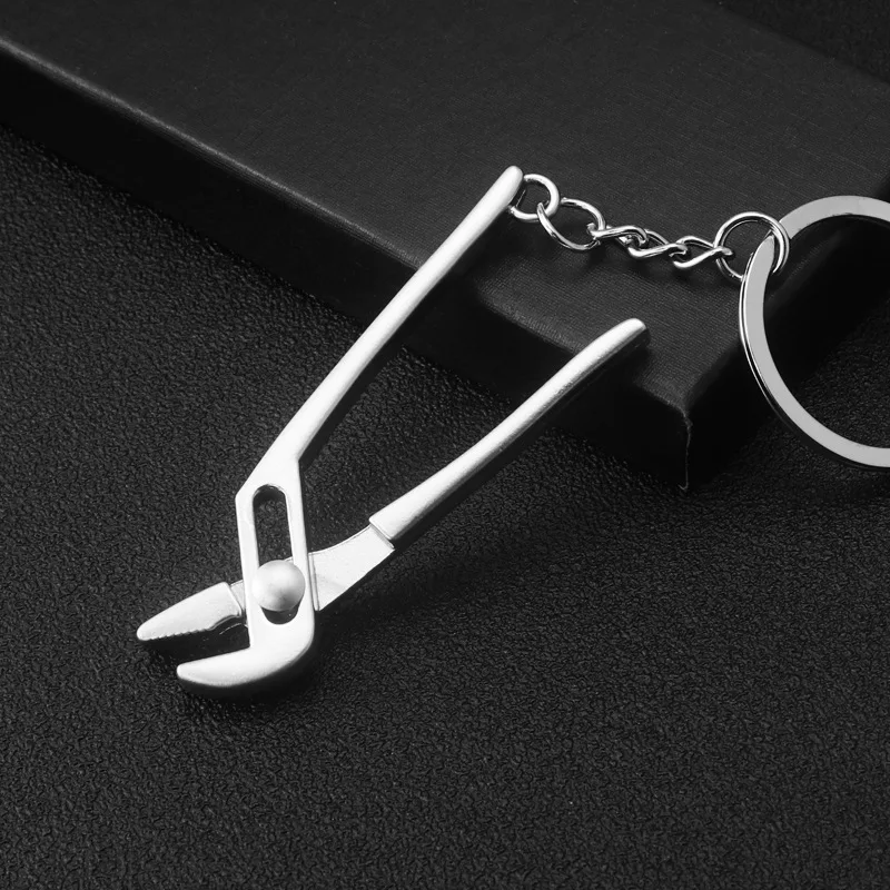 Multi Function Work Tools Combination Cut Pliers Keyring Metal Key Chain Custom Enamel Keychain