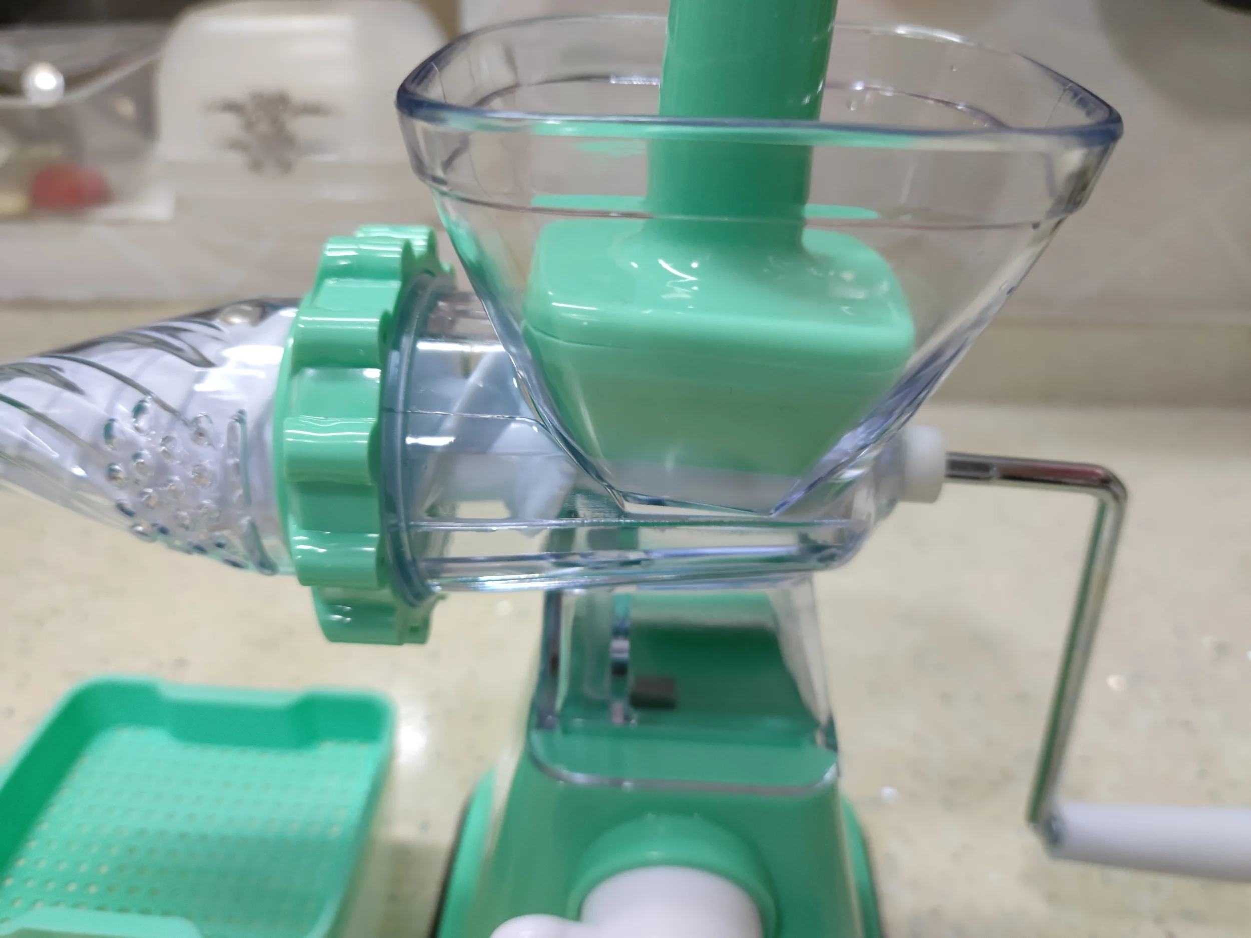 Hand Juicer Portable kitchen-use fruit juicer high quality hot sale