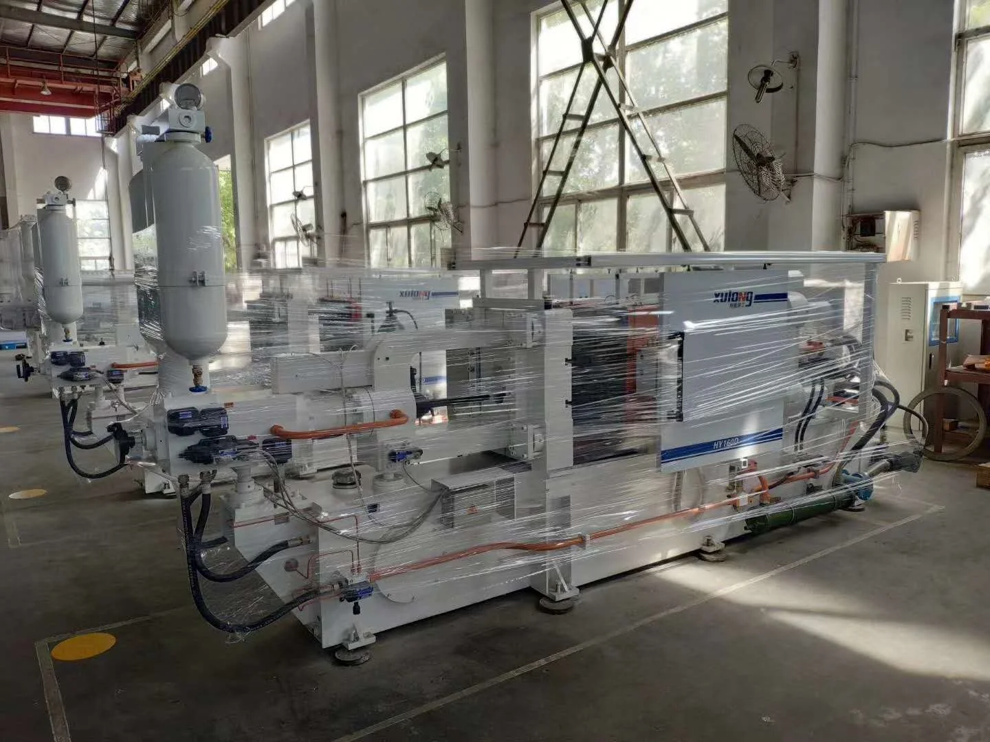 Metal Pressure Injection Molding Aluminium Die Casting Machine For Auto Parts