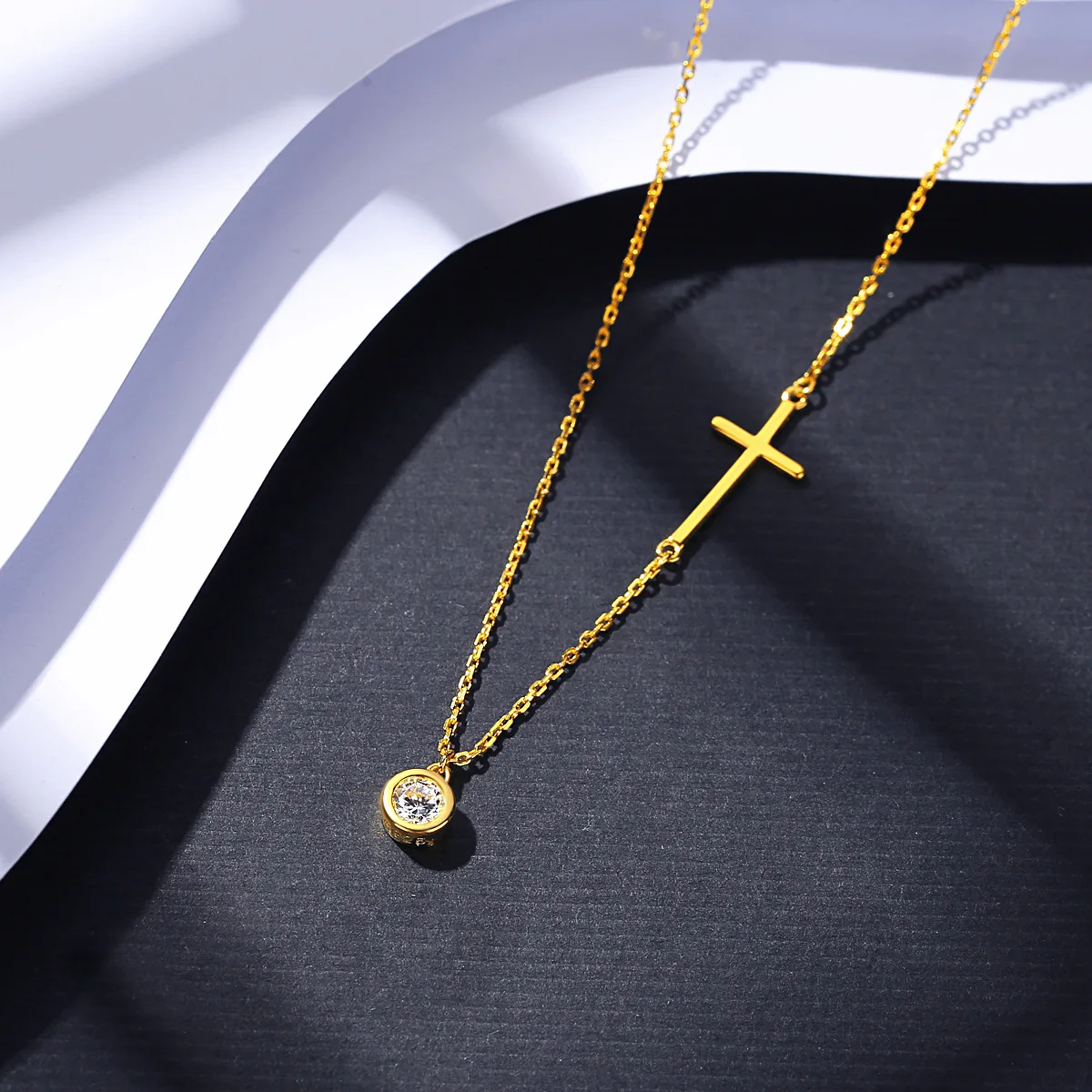 Новый 925 стерлингового серебра 18k позолоченный крест ожерелье на цепочке с дизайном прекрасного бриллиантового колье для женщин