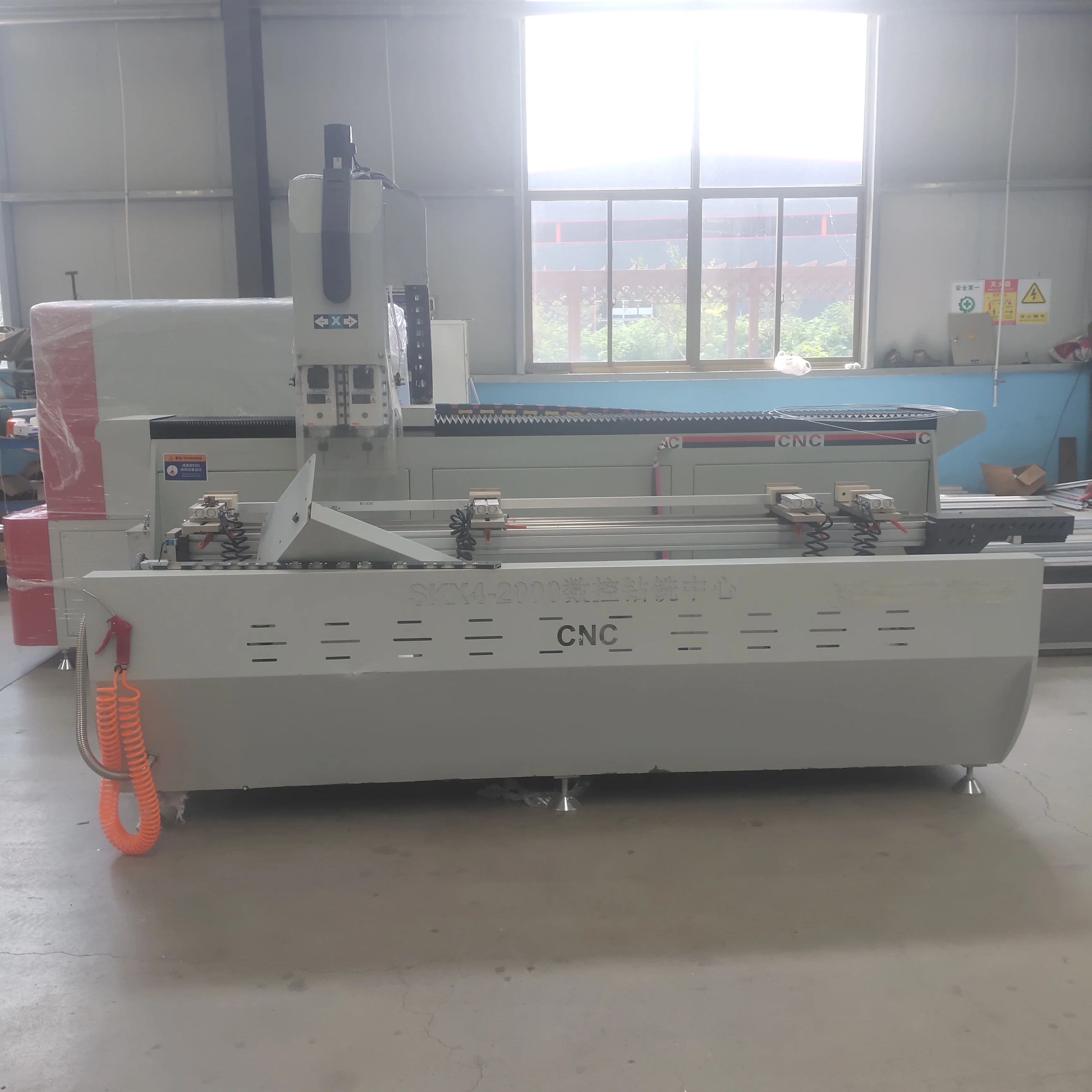 3 axis Aluminum/UPVC/PVC Automatic Window and Door Profile CNC Door Lock Hole Drilling Milling Cutting Machine