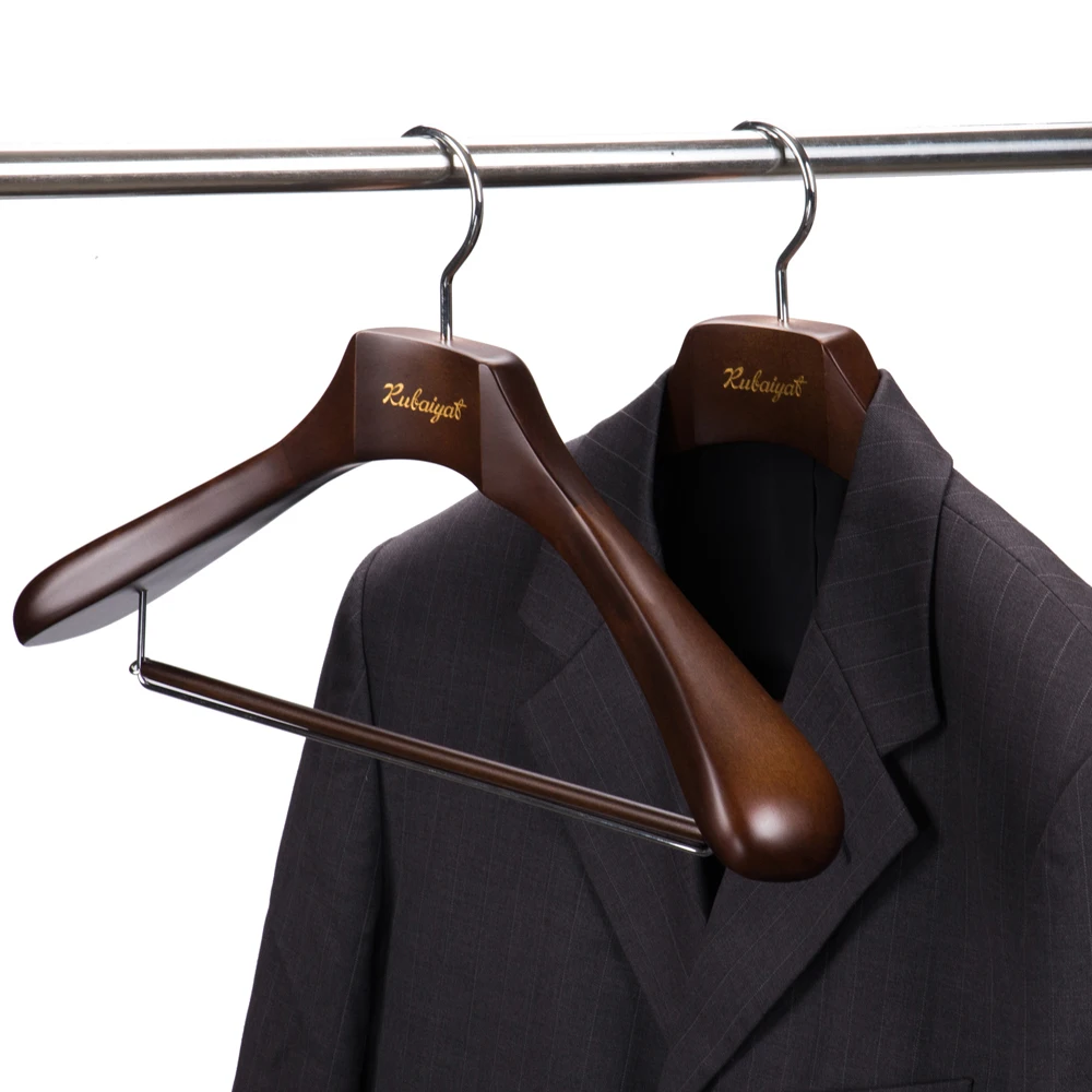 Роскошные деревянные вешалки для костюмов с логотипом изготовленные на заказ фабрика