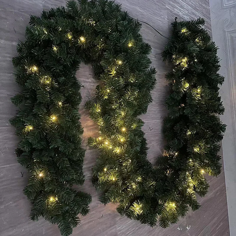 Wholesale Half-Raw Fireproof PVC 9 Feet Thick Fluffy Fact Christmas Decoration Christmas wreath decor
