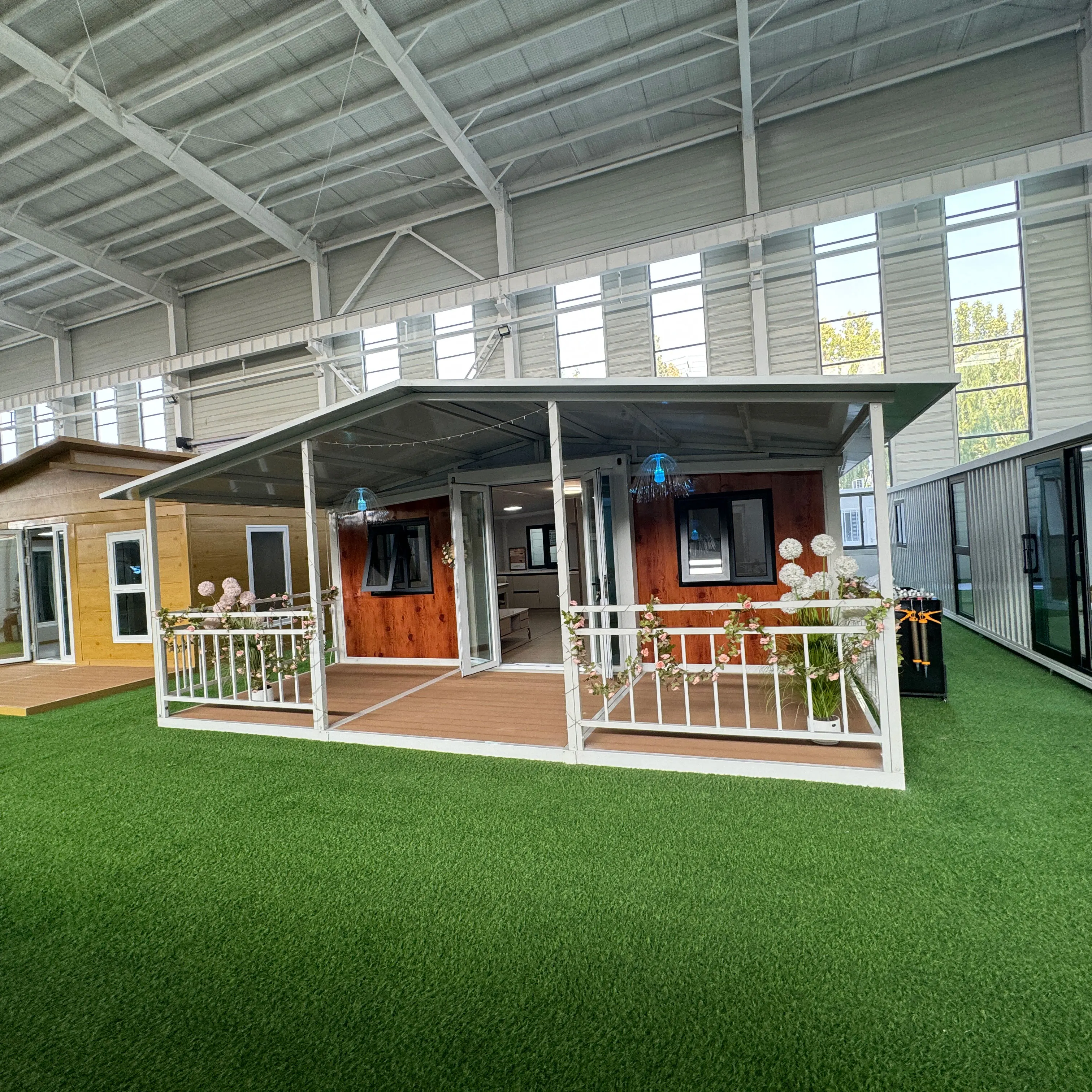 Custom Waterproof Prefab House 20ft 30ft 40ft Quick Installation Expandable Container House