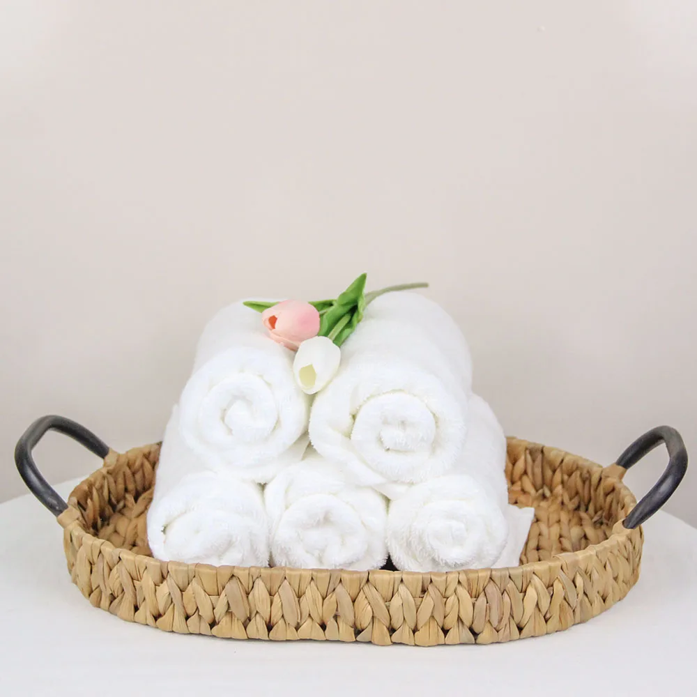 Hand make natural  oval shape wicker woven storage food serving rattan woven tray with handle