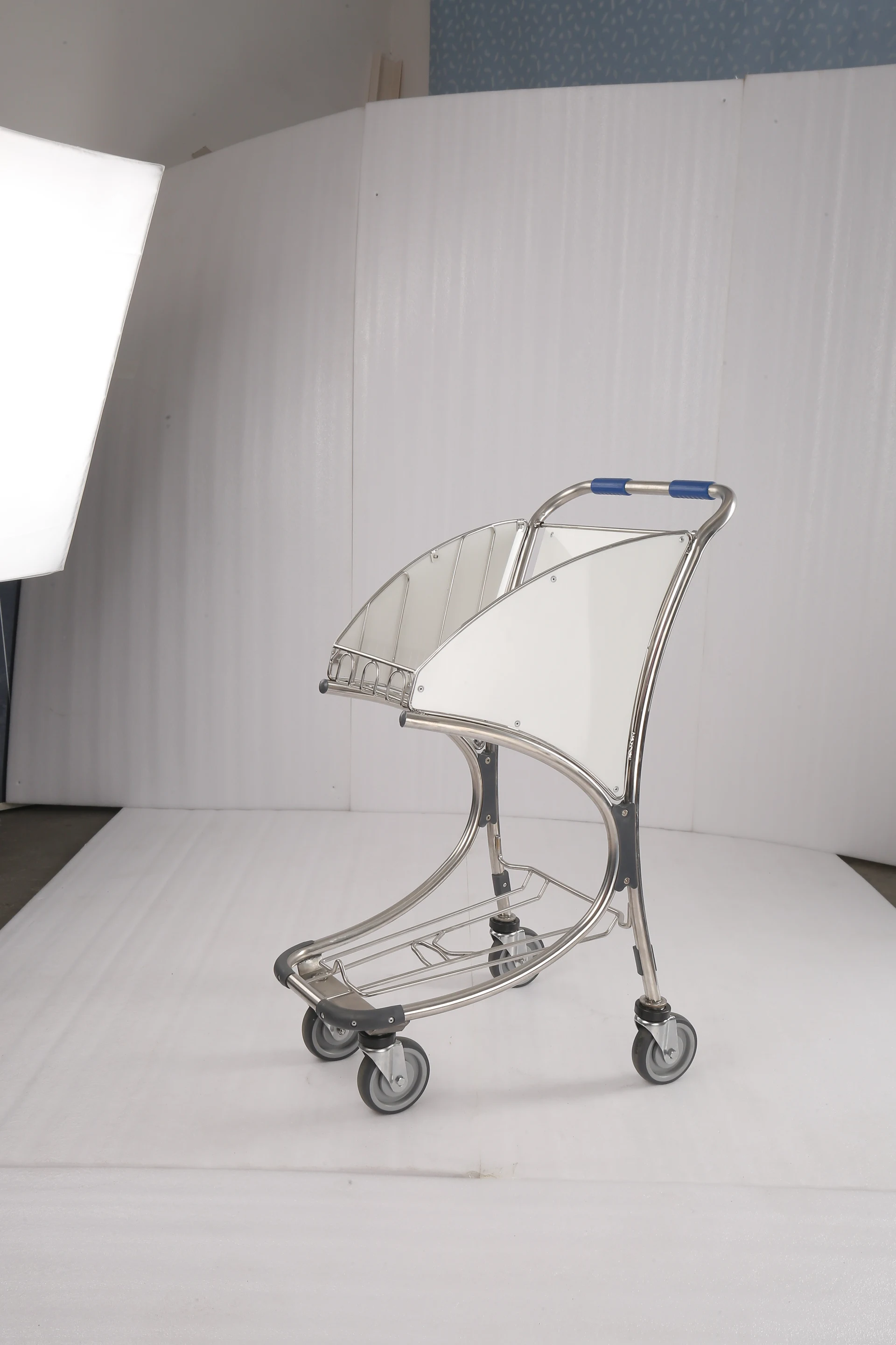 High quality Four-wheeled stainless steel airport trolley