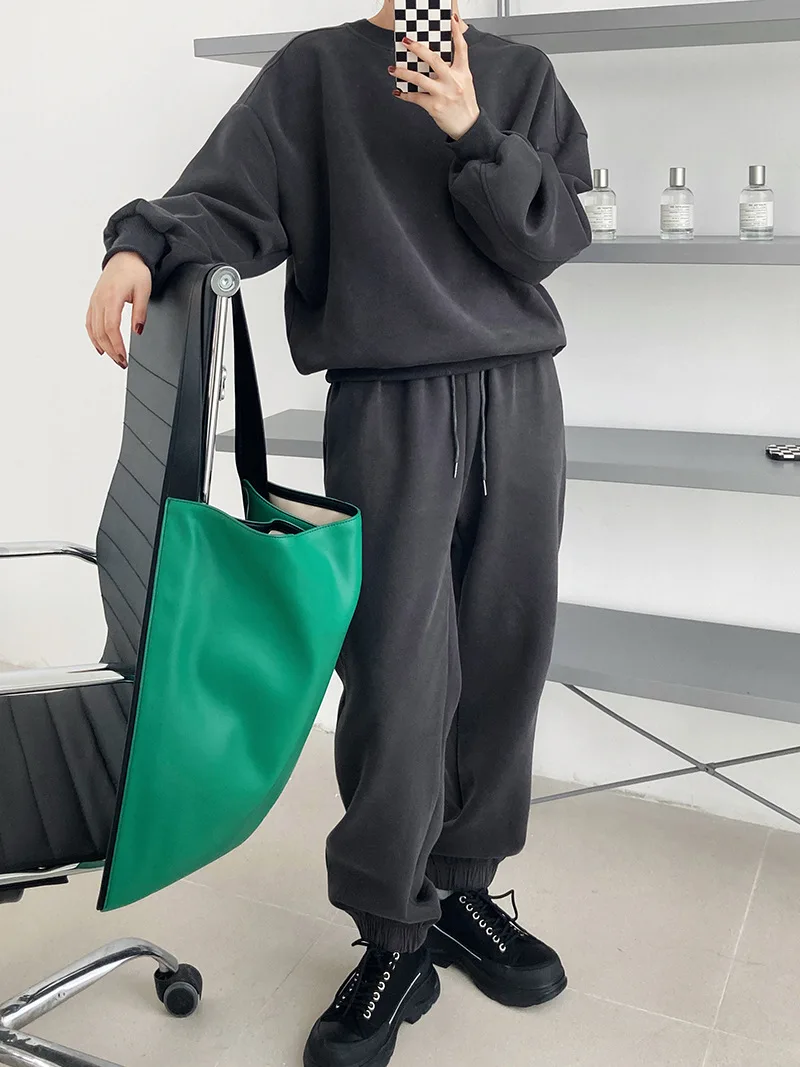 Women custom tracksuit with logo girl loose knit pullover jogging sweater unisex oversize hoodie sweatsuits sets two piece.