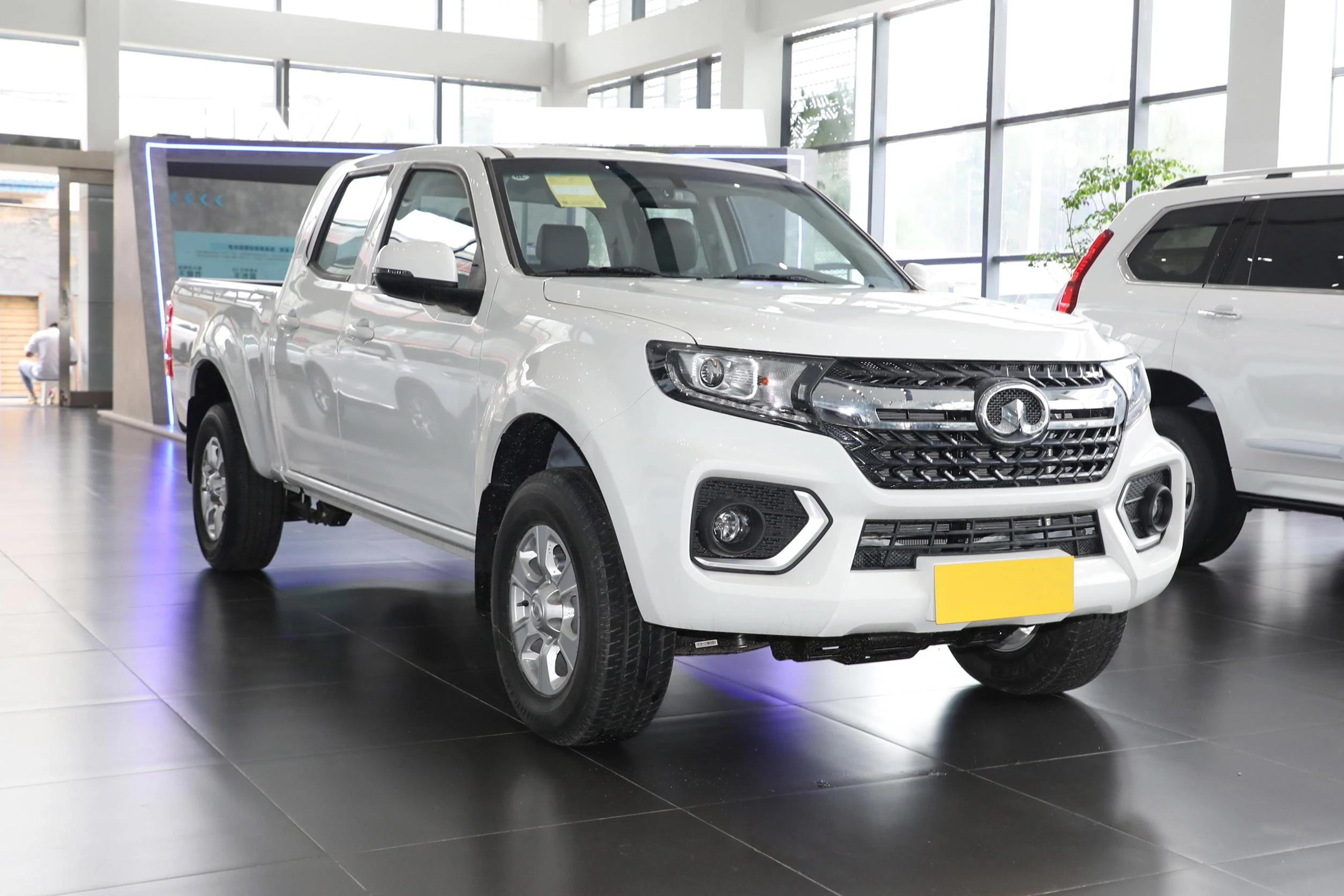 Лучшая цена пикап дизельный 4x4 большой настенный Wingle7 4WD 6-Скоростной ручной 139 л.с. 102 кВт GWM в наличии