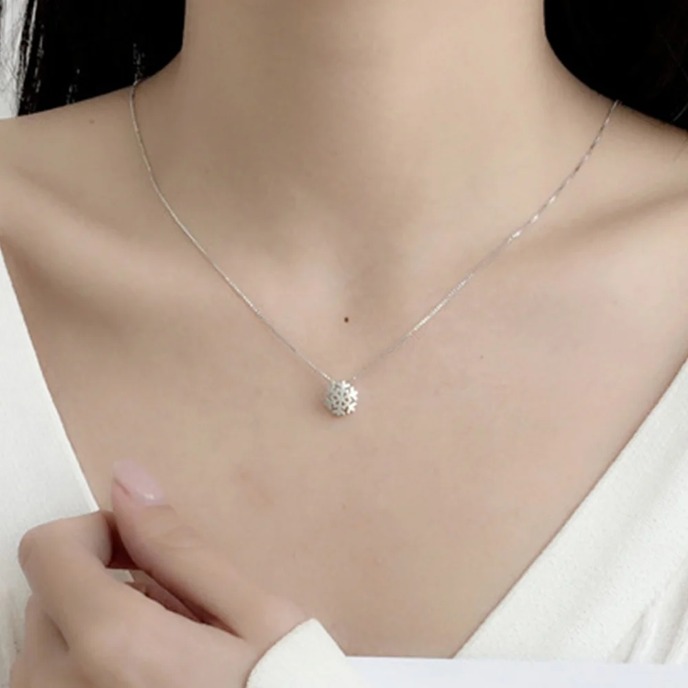 Cheap Jewelry Online Snowflake Christmas Brass Choker Jewelry Gift Zircon Snake Chain Necklace