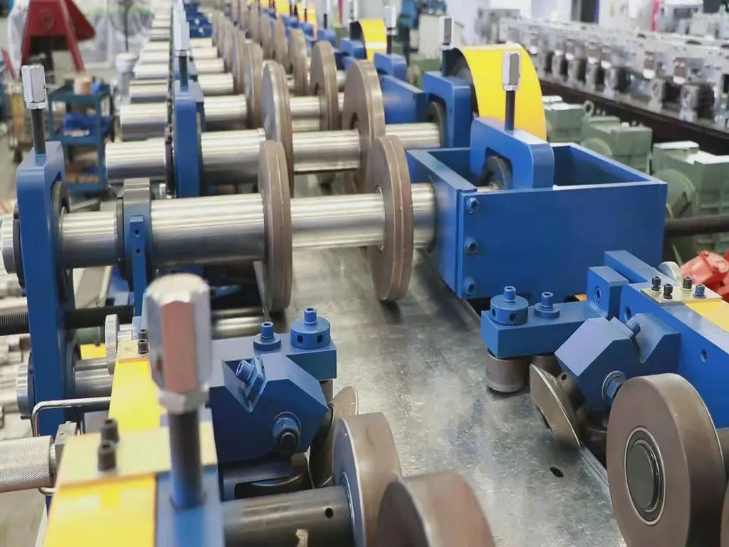 4 Inch Zee and 6 Inch  Cee 14 Gauge Steel Frame Roll Forming Machine USA Hot Selling Cz Purling Roll Forming Machine