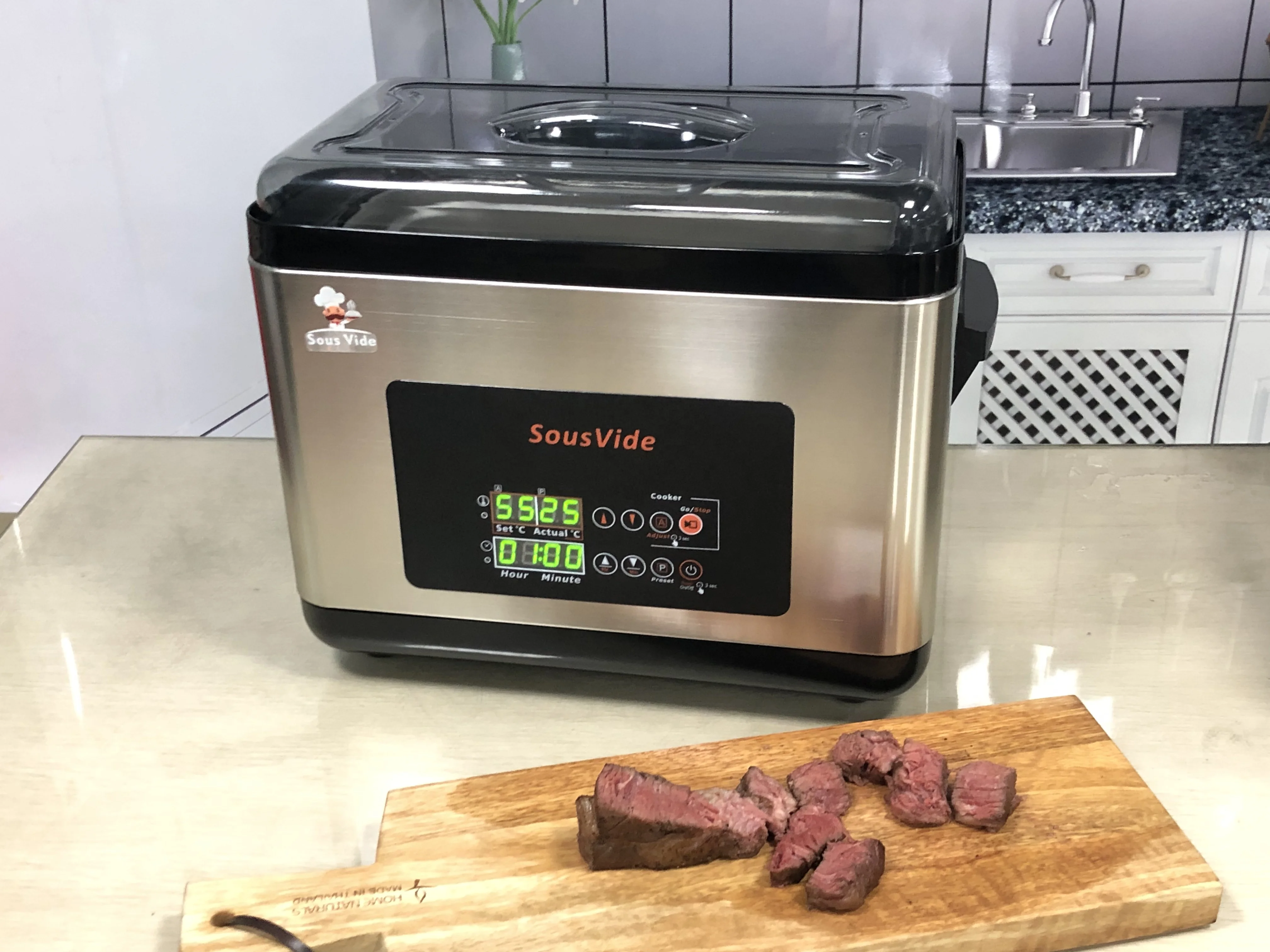 Convenient for frequent use even heated tank Precise temperature control stainless steel water bath 6L Sous Vide slow cooker