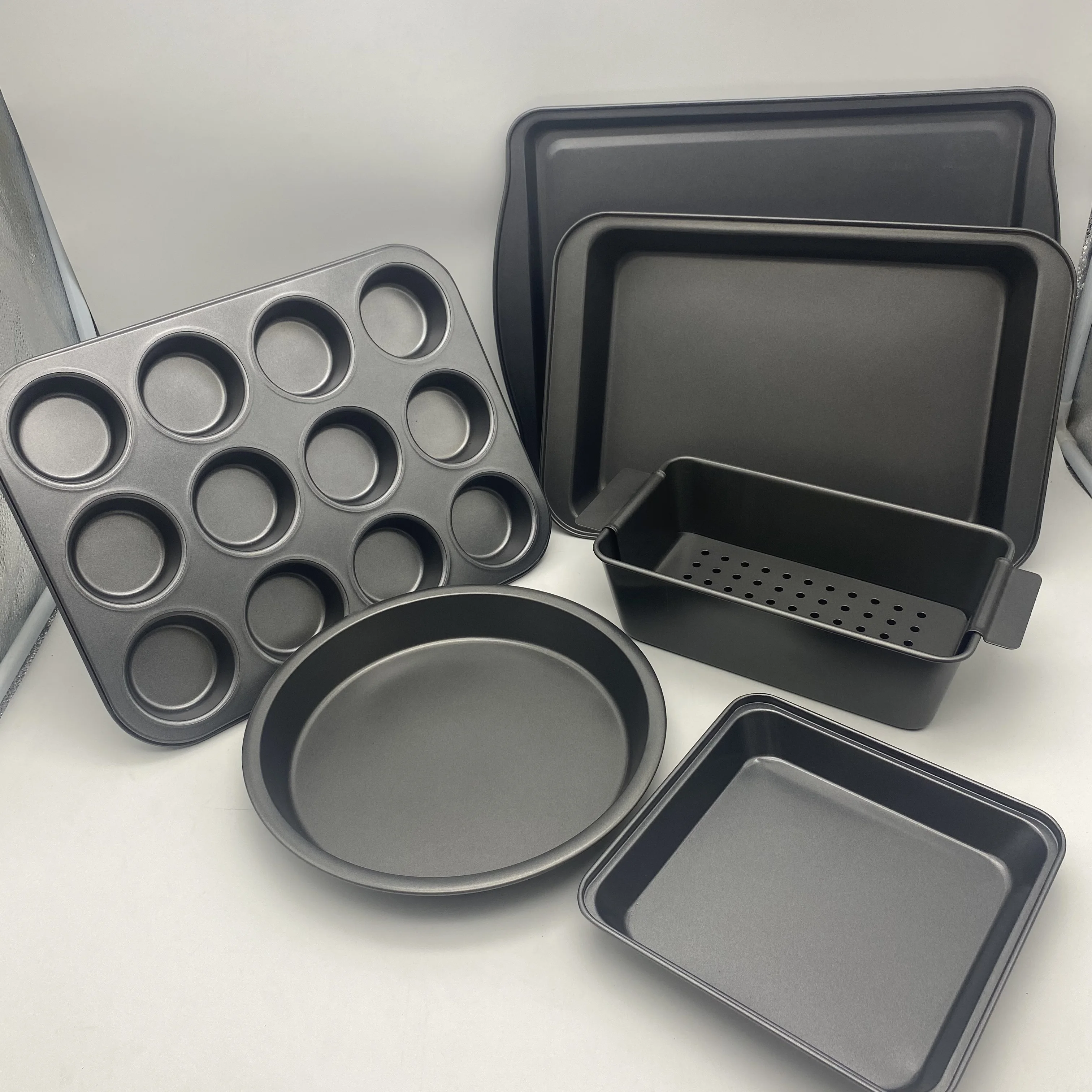 
6 Pcs Non Stick Bakeware Set Catbon Steel Coated baking pan 