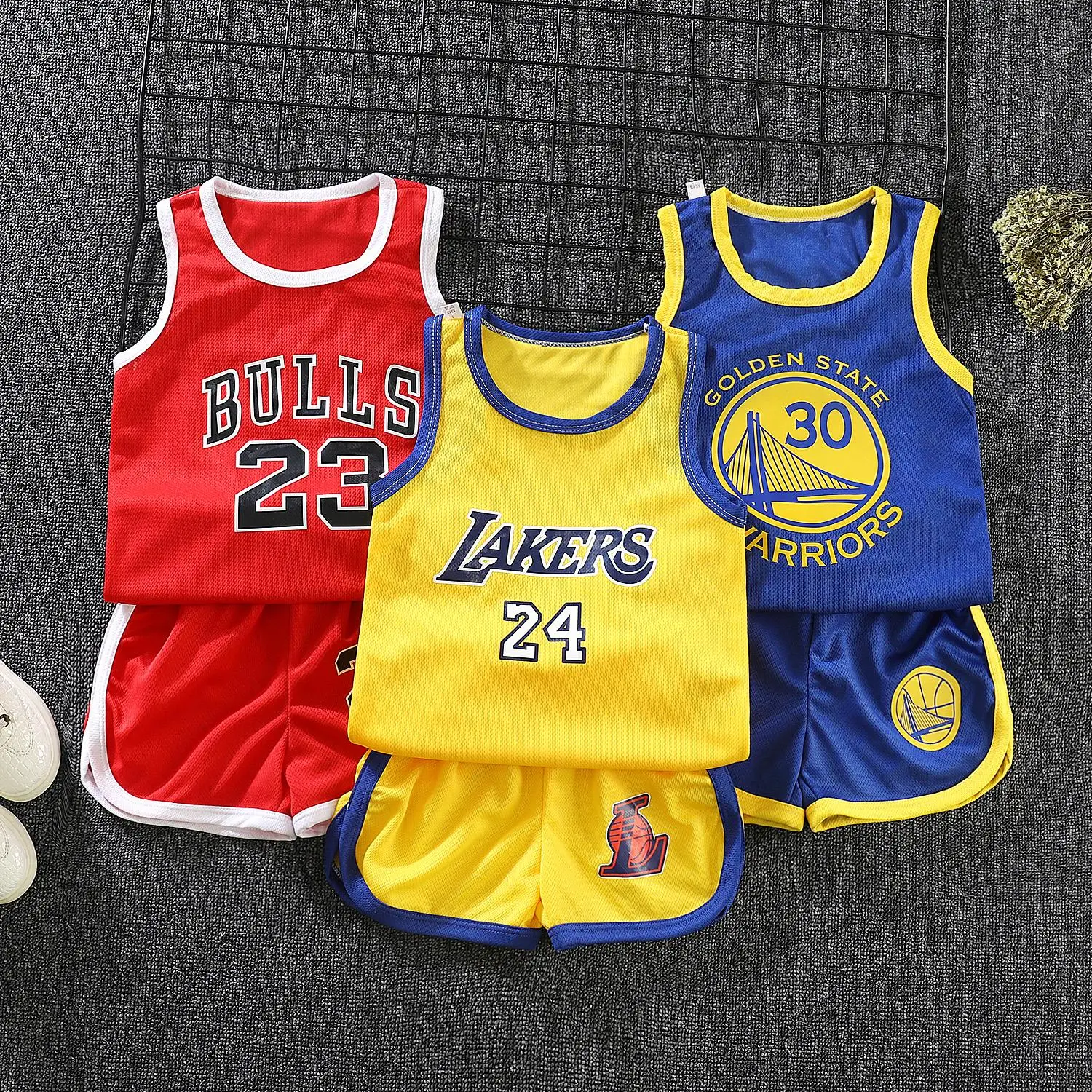 
custom kids printed sublimation jersey kids basketball sets 