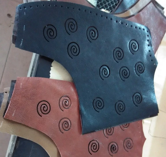 The best sales operation is simple, safe and efficient leather cutting press