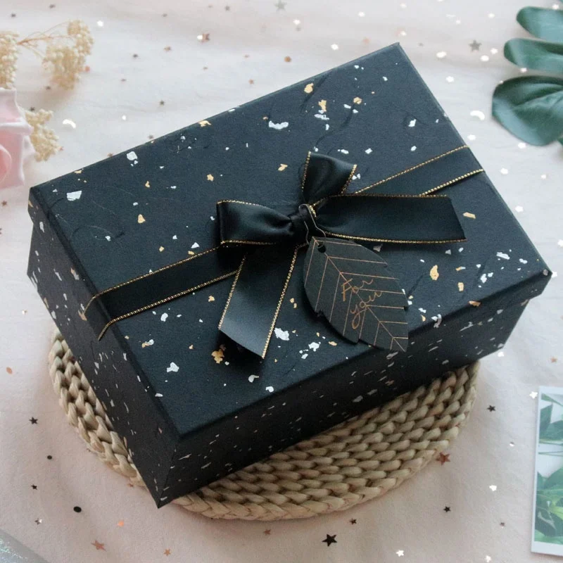 Manufacturer Wholesale Customize Logo Luxury Corrugated Hard Cardboard Paperboard Matte Hot Stamping Process Kraft Paper box