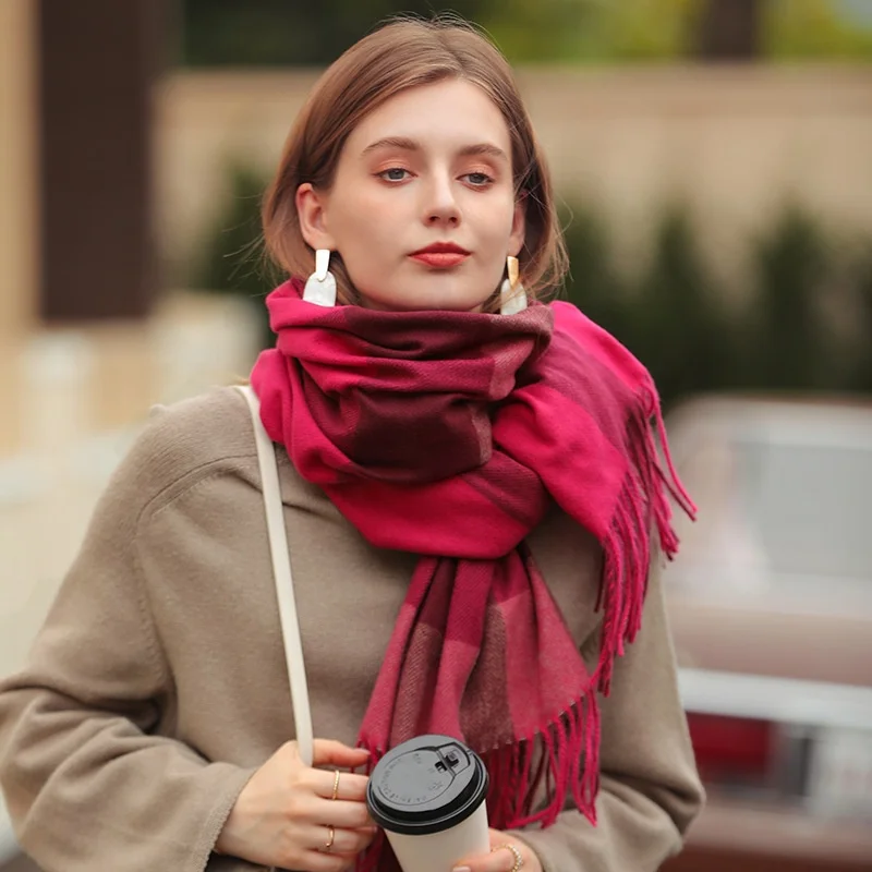 2022 autumn and winter new thickened warm cashmere scarf plaid print autumn and winter scarf women