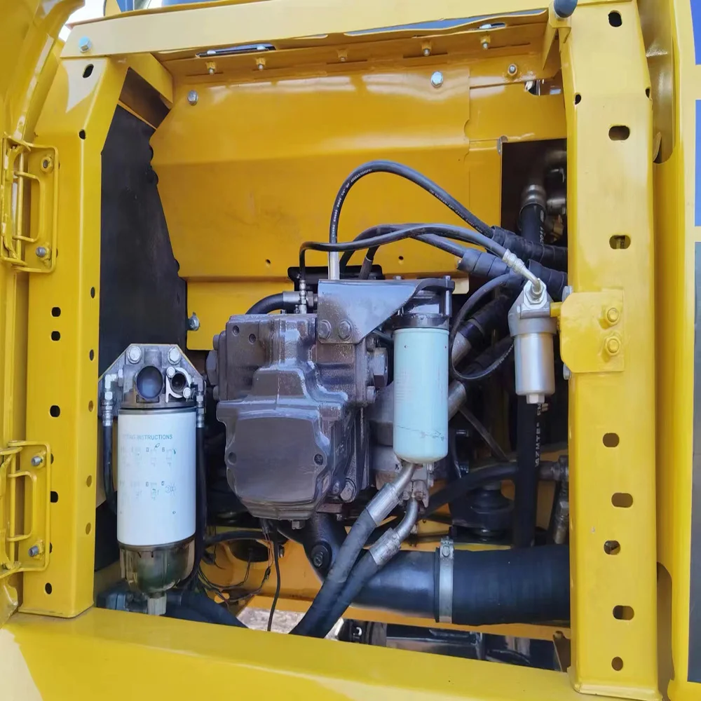 Used komatsu pc200-8 excavator  Original Japan 200-8 excavator  Komatsu  220-8