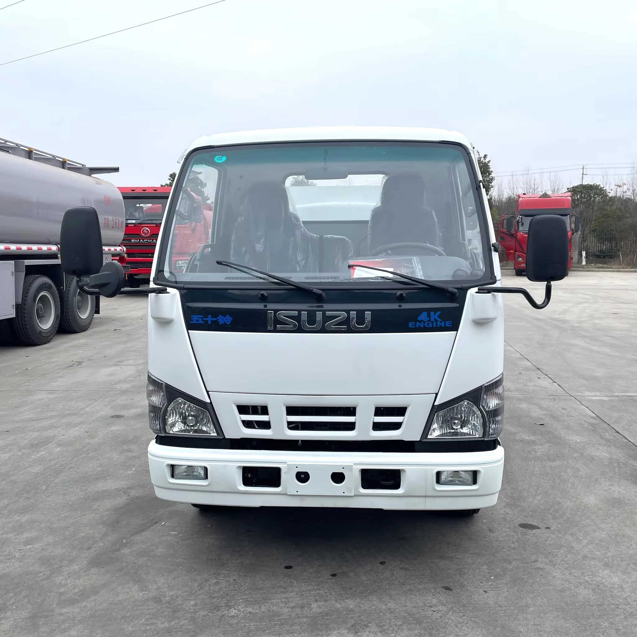 High quality Small ISUZU 4x2 Oil Tank Truck-Factory Direct Hot Sales for Oil Transportation