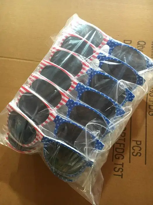 Promotion Gift Sunglasses with USA Flag Printing UV400 PC Lens Unisex Custom Logo Free Sample Plastic Frame